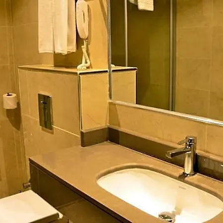 Adranos Hotell