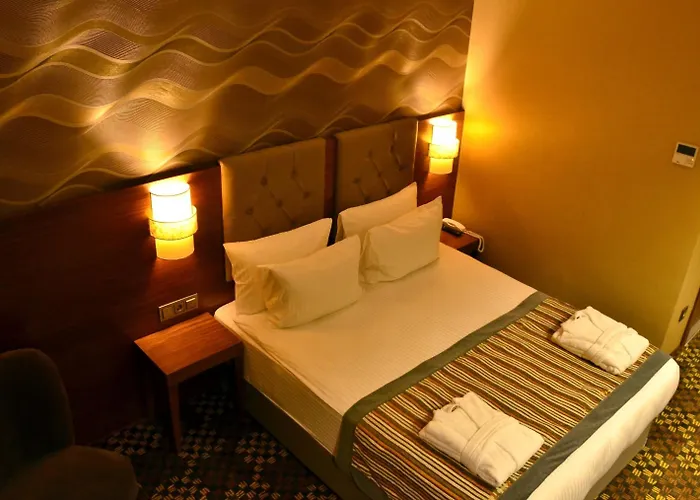 Ξενοδοχείο Adranos 4*